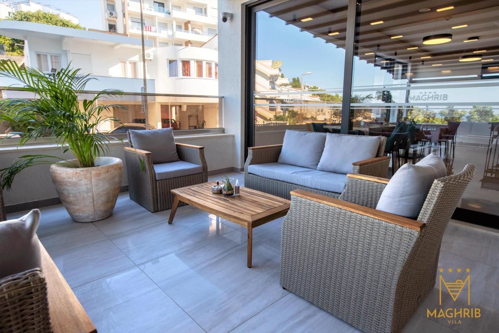 Hotel Maghrib Ulcinj Buitenkant foto