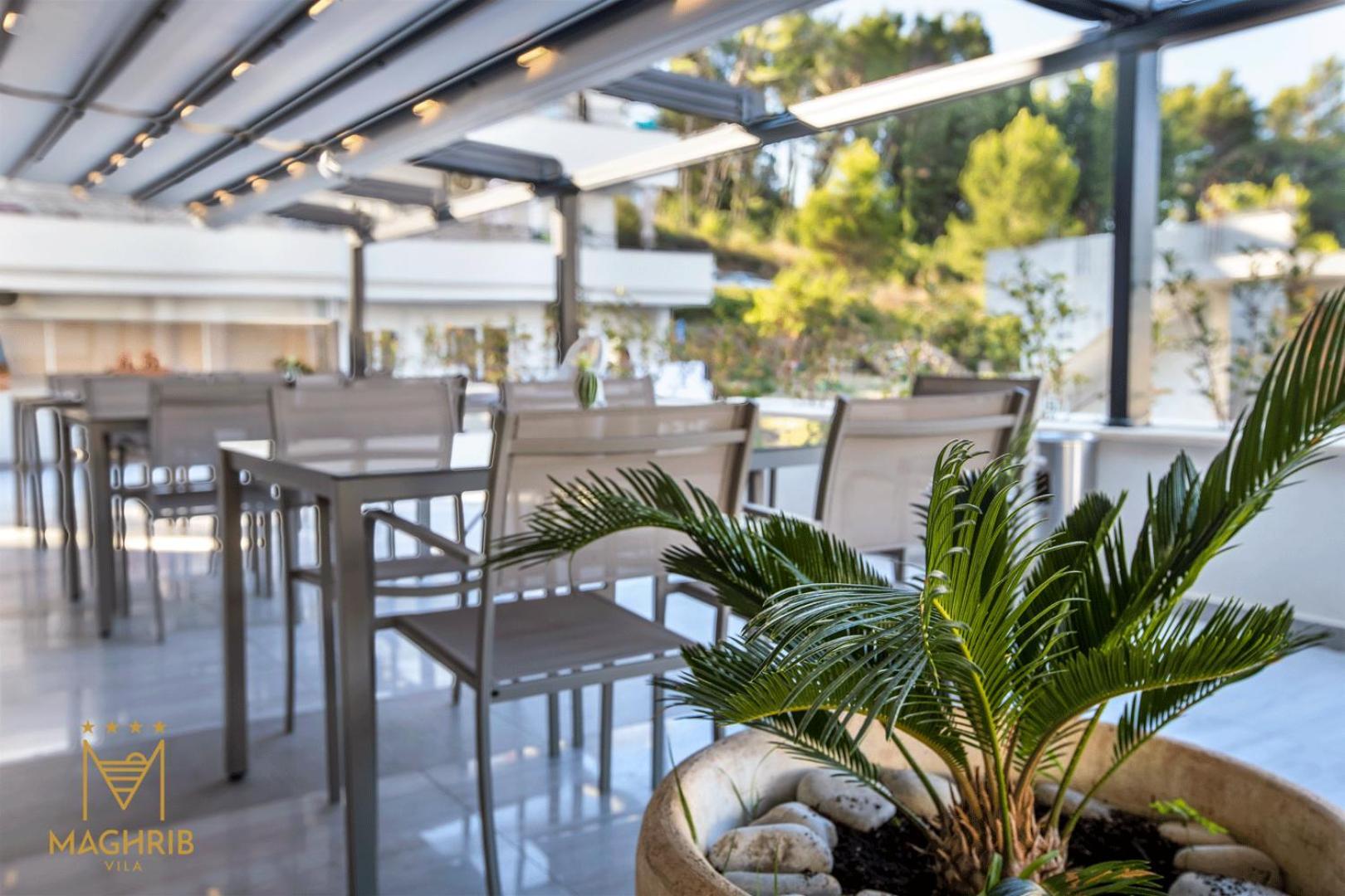 Hotel Maghrib Ulcinj Buitenkant foto