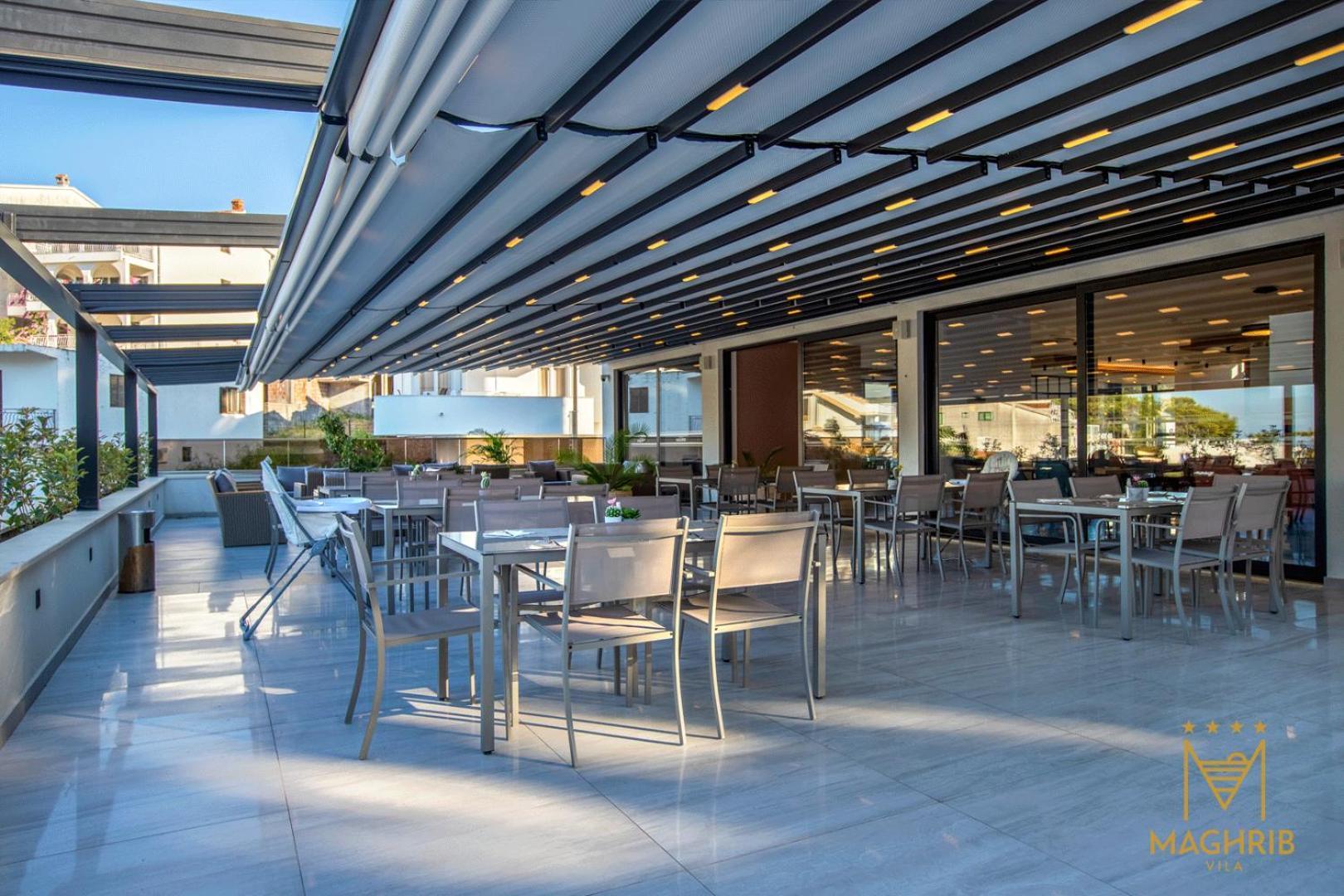 Hotel Maghrib Ulcinj Buitenkant foto